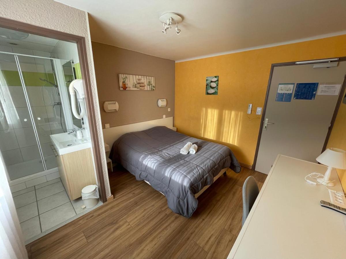Hotel Les Chenes Систерон Экстерьер фото